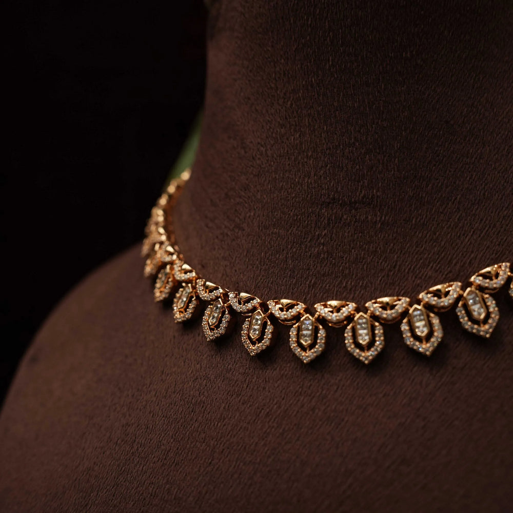 JANVI ZIRCON NECKLACE