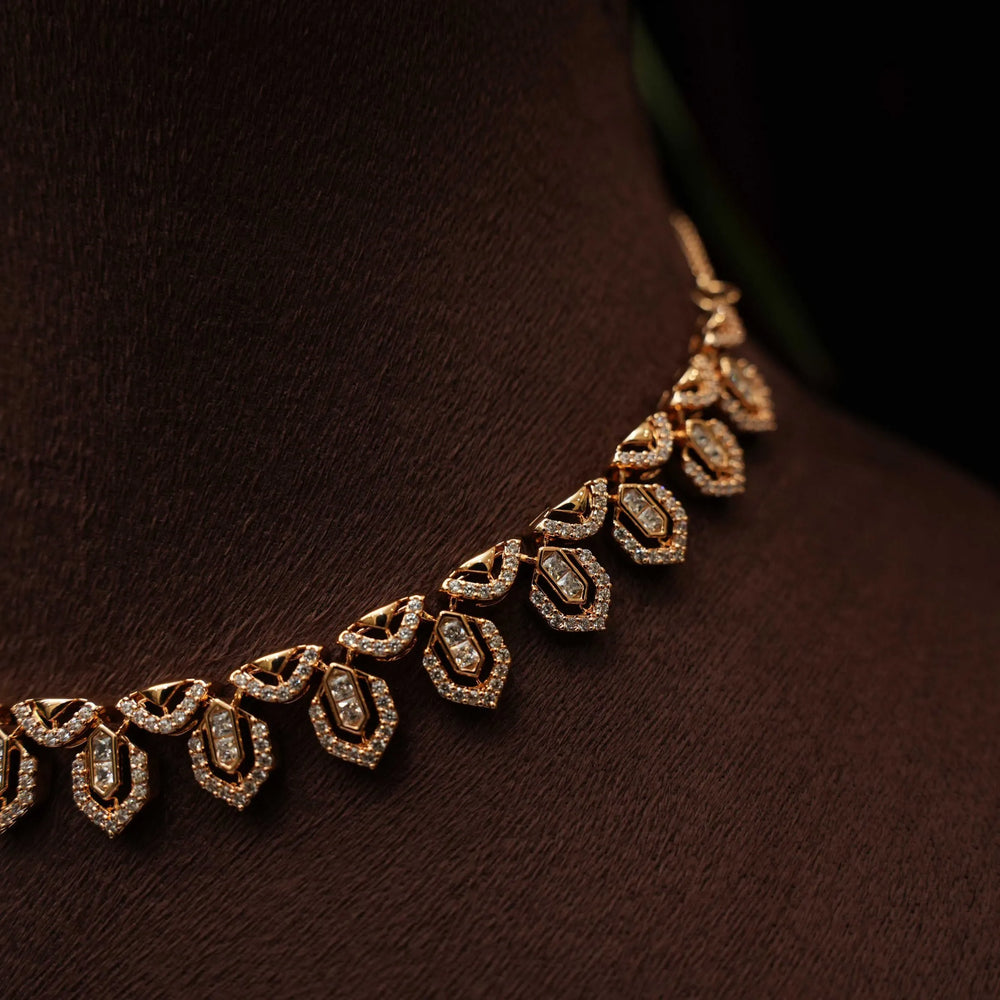 JANVI ZIRCON NECKLACE