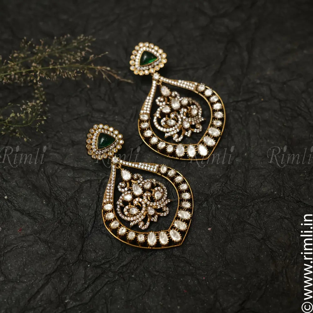 ANVIKA VICTORIAN EARRINGS